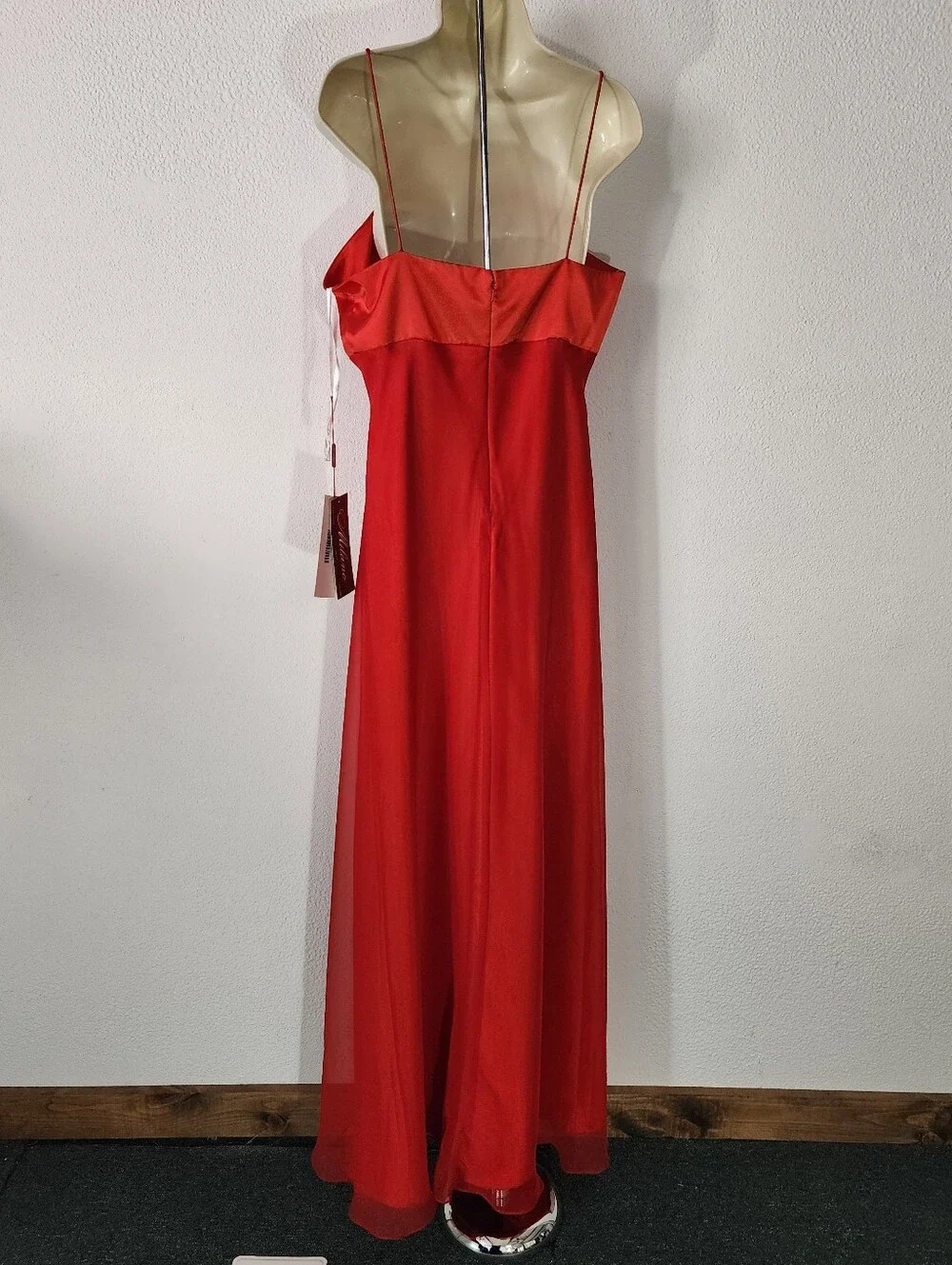 Milano Dress Spaghetti-Strap Rose Detail Full Length Formal Evening Red Size XL - Picture 10 of 17